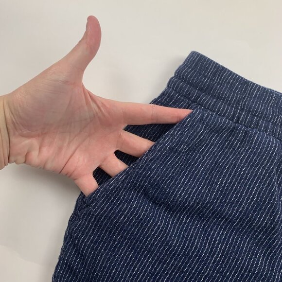 Old Navy Dark Blue Pinstripe Linen Blend Pull On Shorts L - Picture 2 of 5
